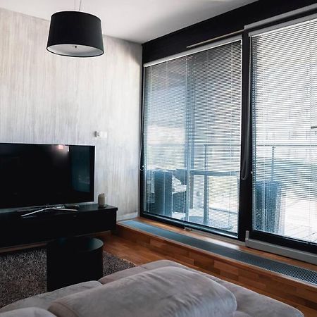 Prague Marina River View Apartment Close To City Centre Free Parking Luaran gambar